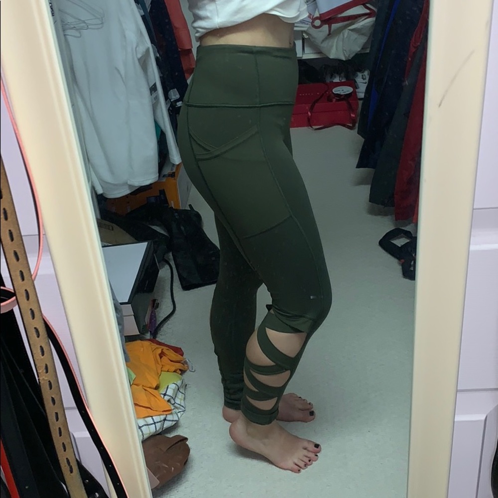 Green VS Leggings